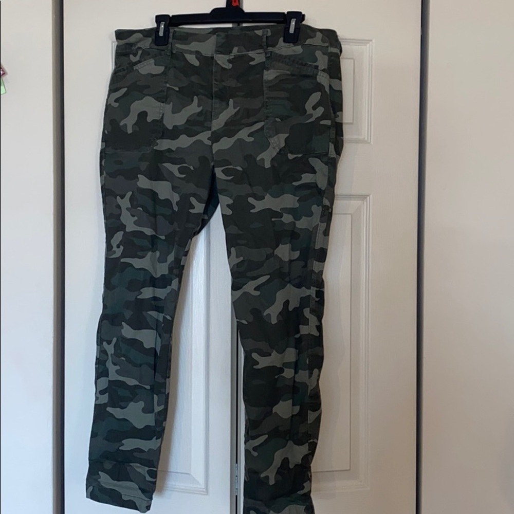 Old Navy Pixie Pants